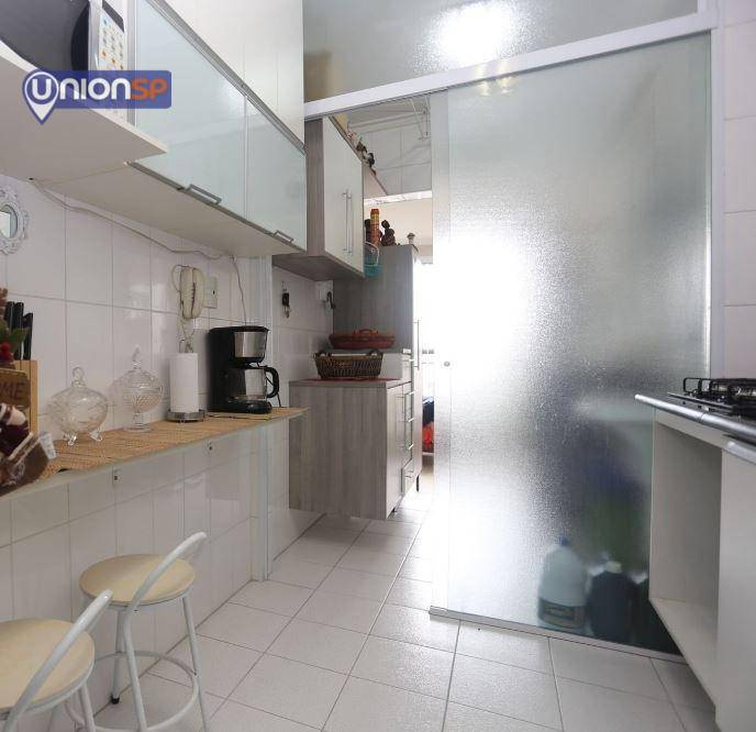 Apartamento à venda com 2 quartos, 72m² - Foto 13