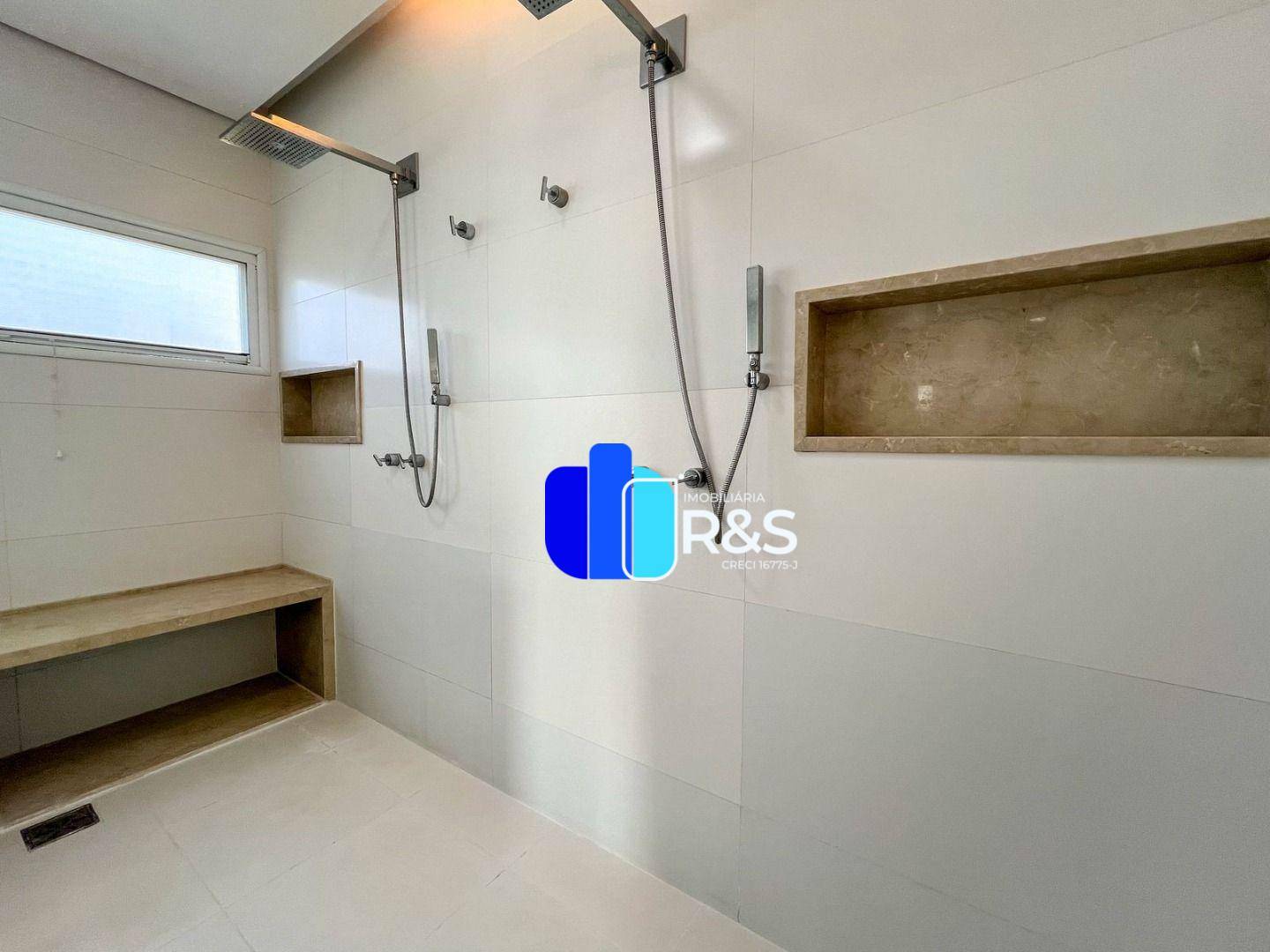 Casa de Condomínio à venda e aluguel com 4 quartos, 625m² - Foto 11