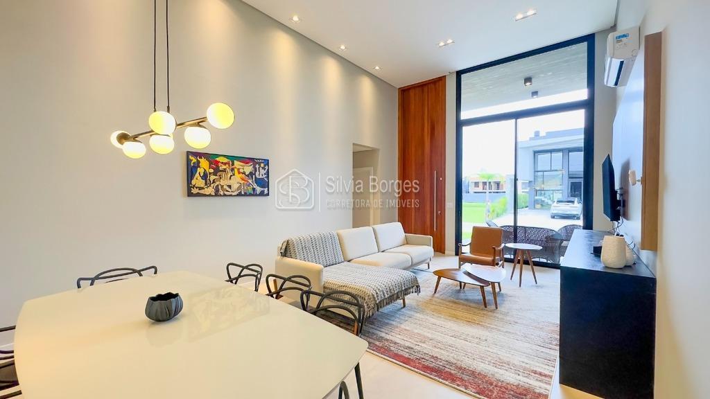 Casa à venda com 4 quartos, 250m² - Foto 27