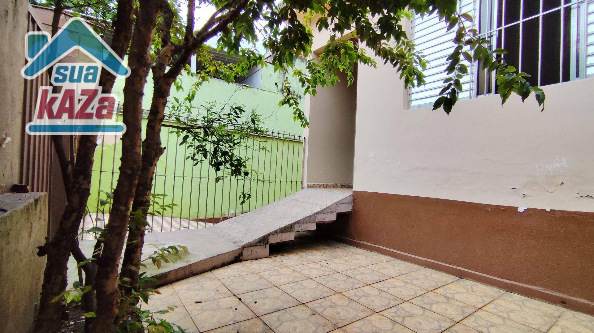 Casa à venda com 3 quartos, 100m² - Foto 2