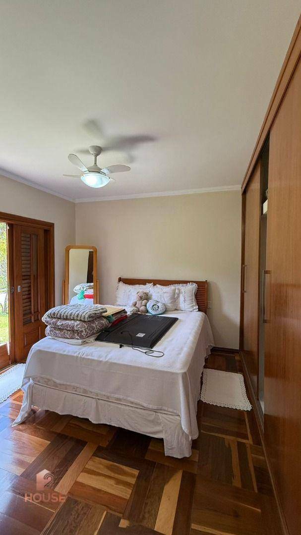 Casa de Condomínio à venda com 3 quartos, 500m² - Foto 41