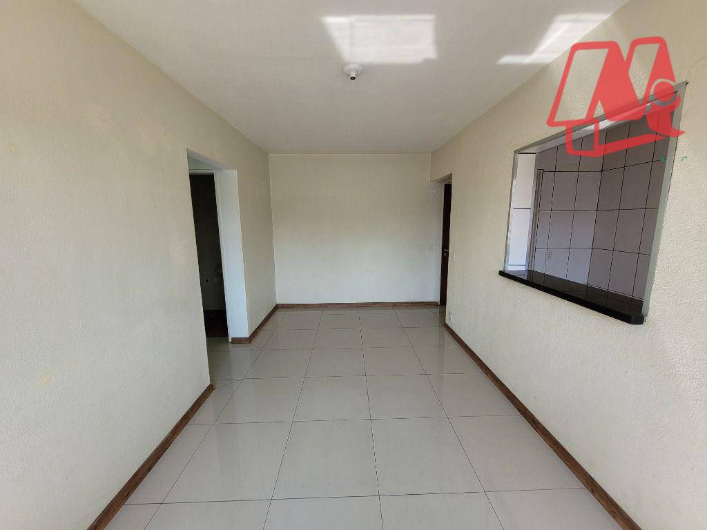 Apartamento à venda com 2 quartos, 72m² - Foto 4