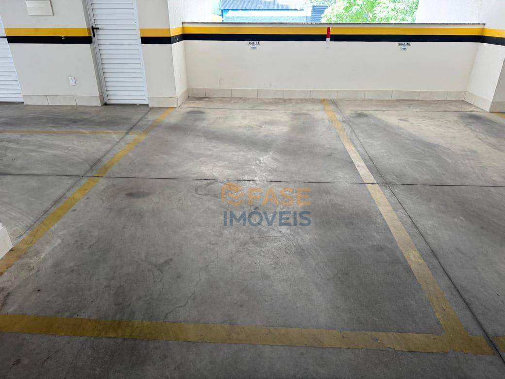 Apartamento à venda com 2 quartos, 65m² - Foto 11