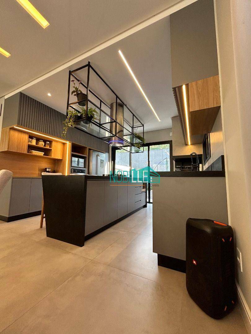 Casa à venda com 3 quartos, 202m² - Foto 31