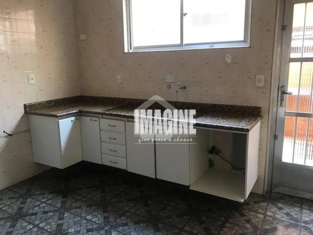 Sobrado à venda com 2 quartos, 75m² - Foto 7