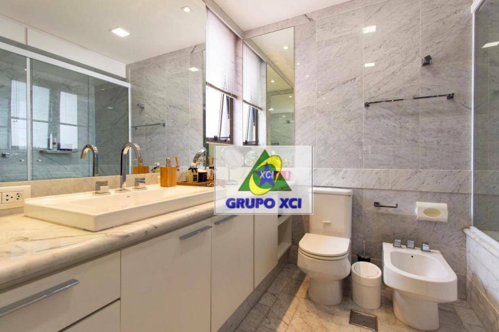 Apartamento à venda com 4 quartos, 670m² - Foto 11