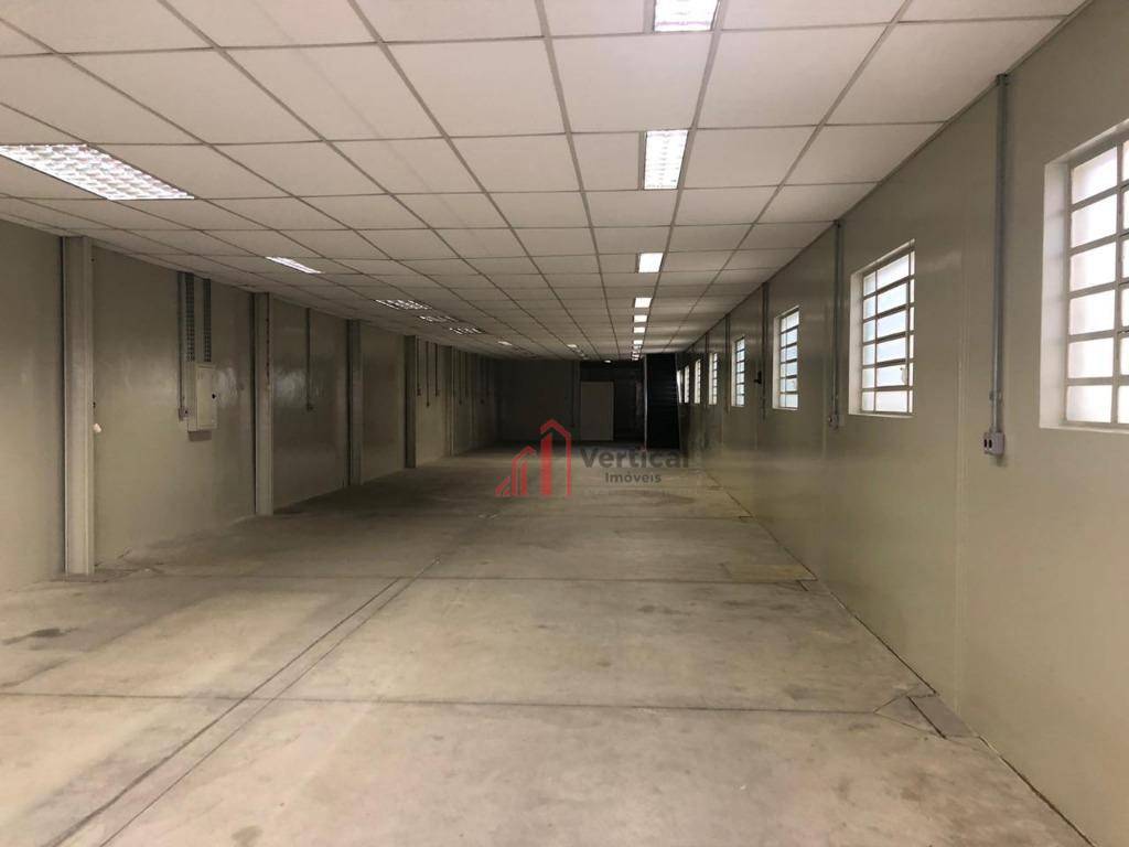 Prédio Inteiro para alugar, 600m² - Foto 2