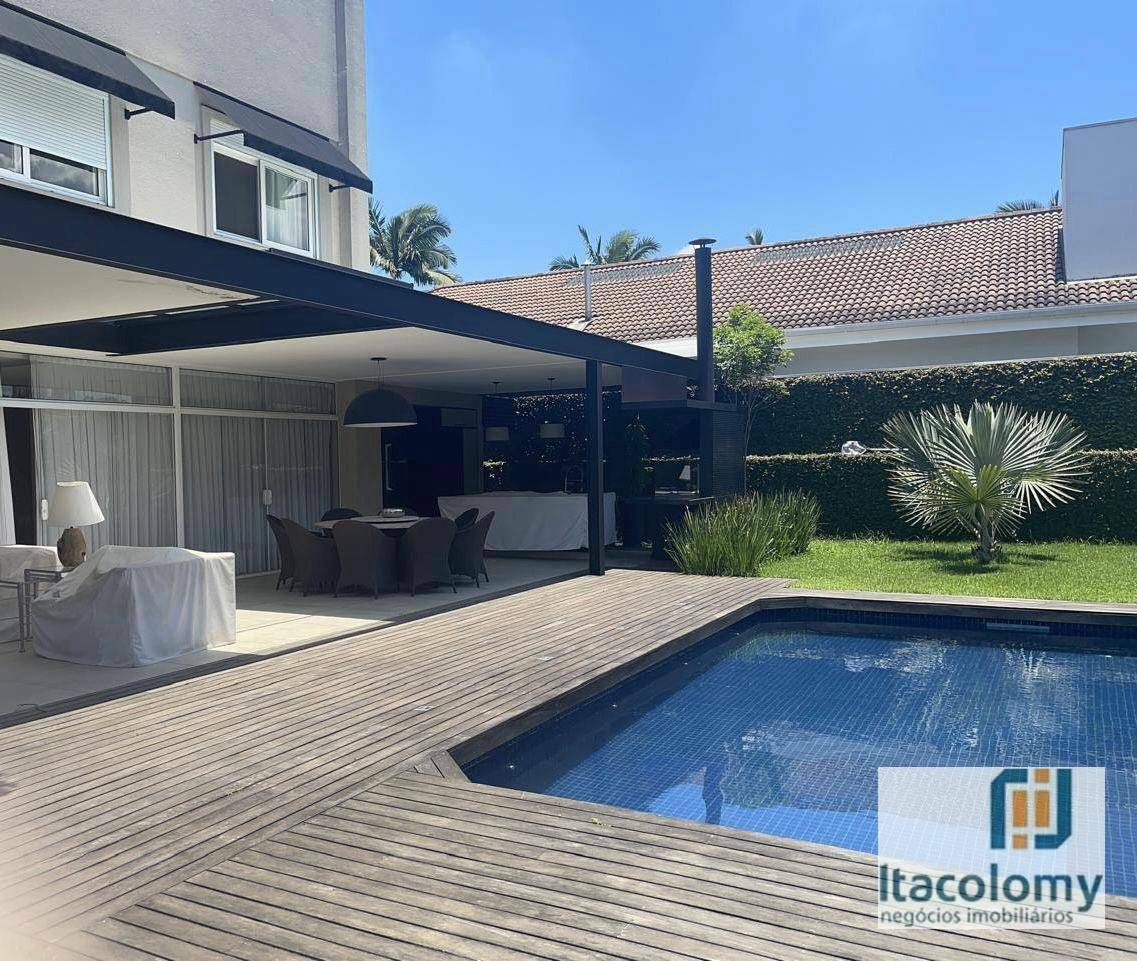 Casa de Condomínio para alugar com 4 quartos, 520m² - Foto 1