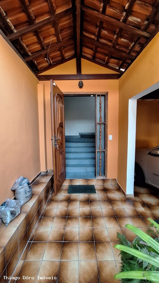 Casa à venda com 3 quartos, 180m² - Foto 27
