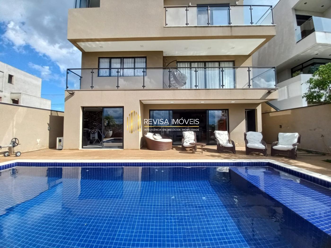 Casa de Condomínio à venda com 3 quartos, 412m² - Foto 31