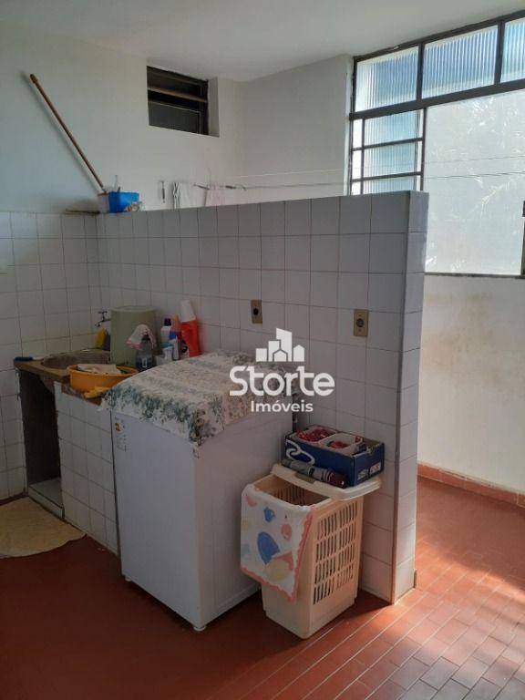 Apartamento à venda com 3 quartos, 125m² - Foto 8