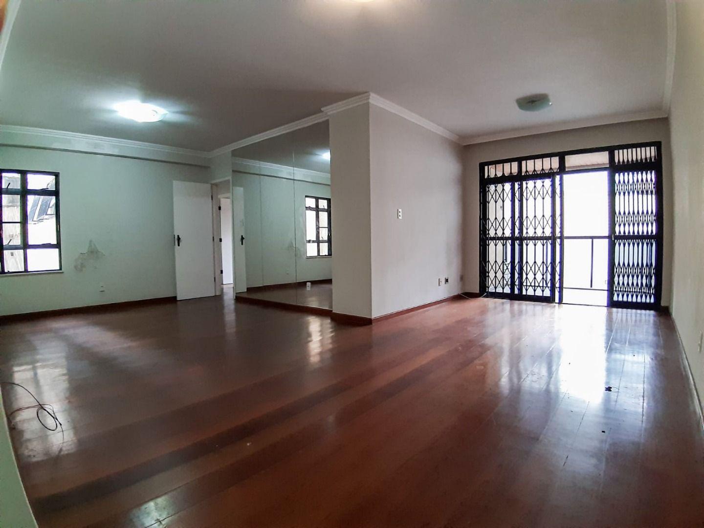 Apartamento à venda com 3 quartos, 130m² - Foto 5