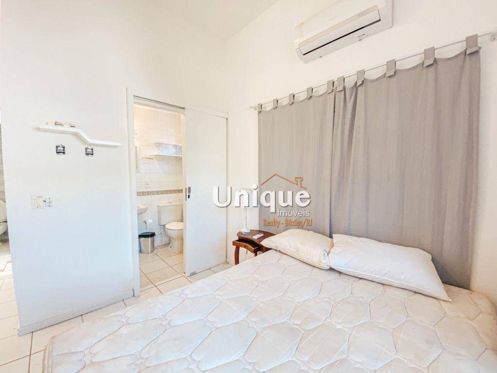 Casa à venda com 5 quartos, 180m² - Foto 16