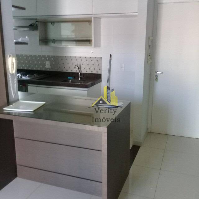 Apartamento à venda com 3 quartos, 70m² - Foto 4