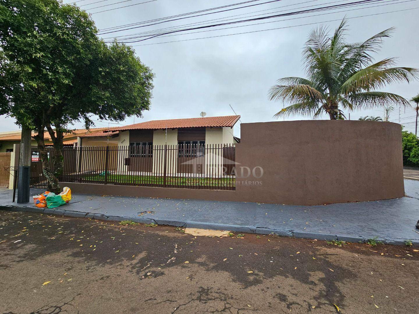 Casa para alugar com 3 quartos, 233m² - Foto 4