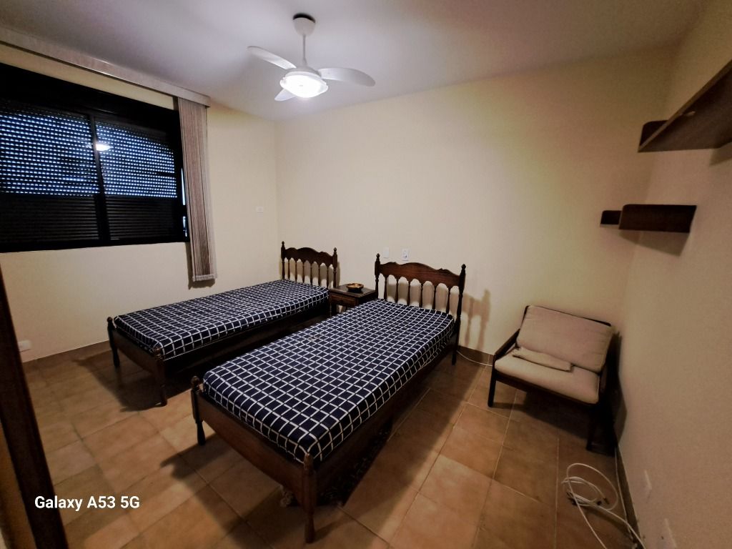 Apartamento à venda com 3 quartos, 160m² - Foto 17