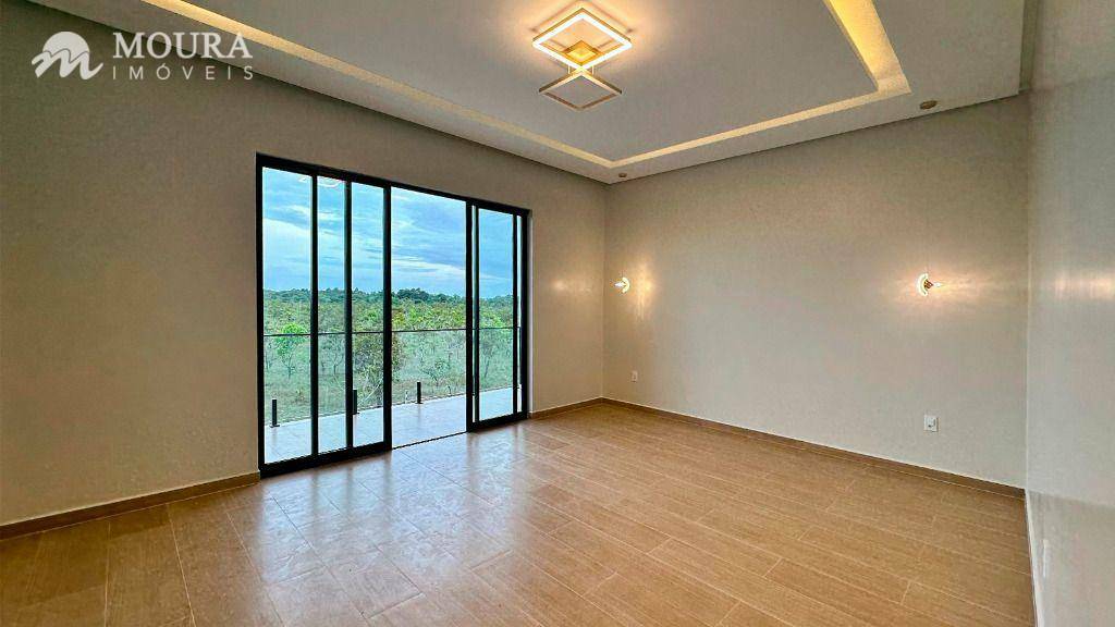 Casa de Condomínio à venda com 5 quartos, 286m² - Foto 13