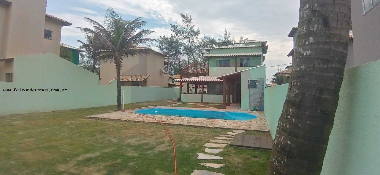 Casa à venda com 3 quartos, 200m² - Foto 1