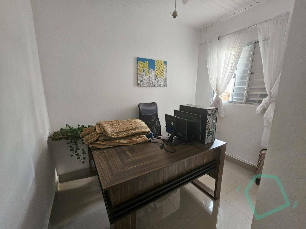 Casa de Condomínio à venda e aluguel com 3 quartos, 400m² - Foto 33