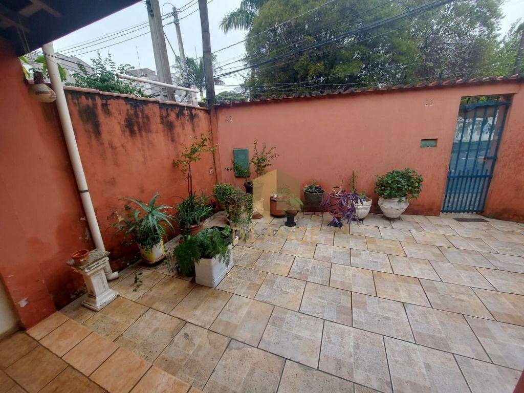 Casa à venda e aluguel com 2 quartos, 61m² - Foto 5