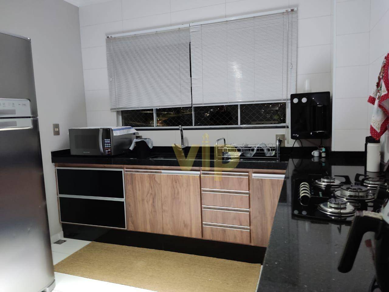 Apartamento à venda com 3 quartos, 179m² - Foto 6