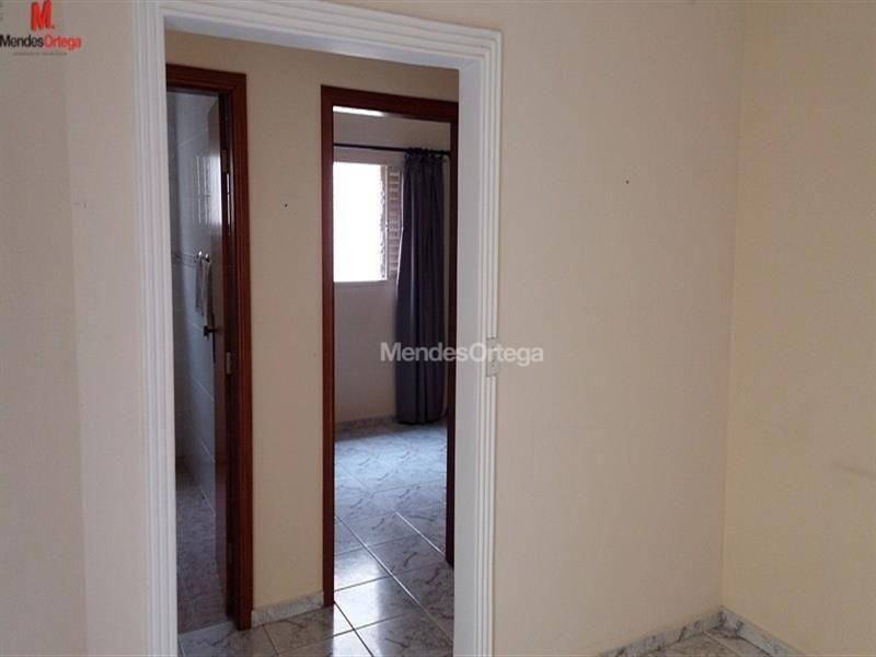 Casa à venda com 2 quartos, 180m² - Foto 8