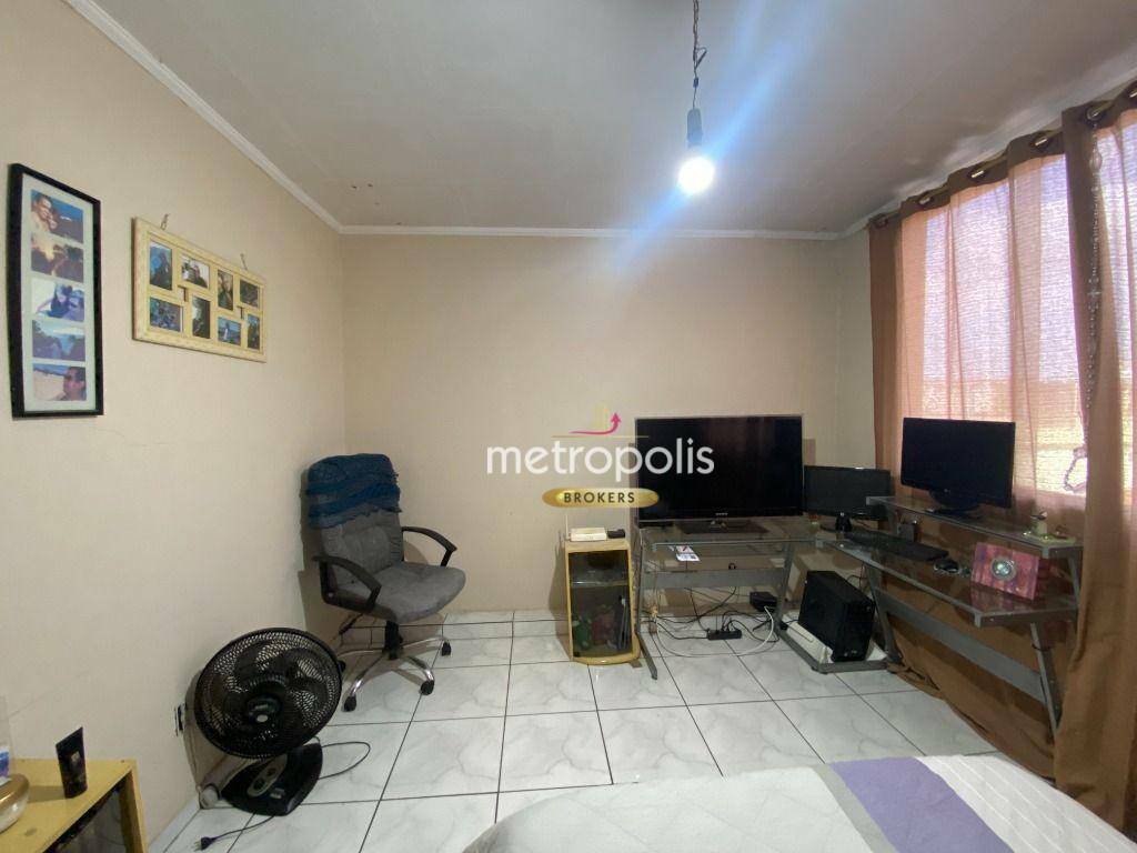 Casa à venda com 4 quartos, 200m² - Foto 21