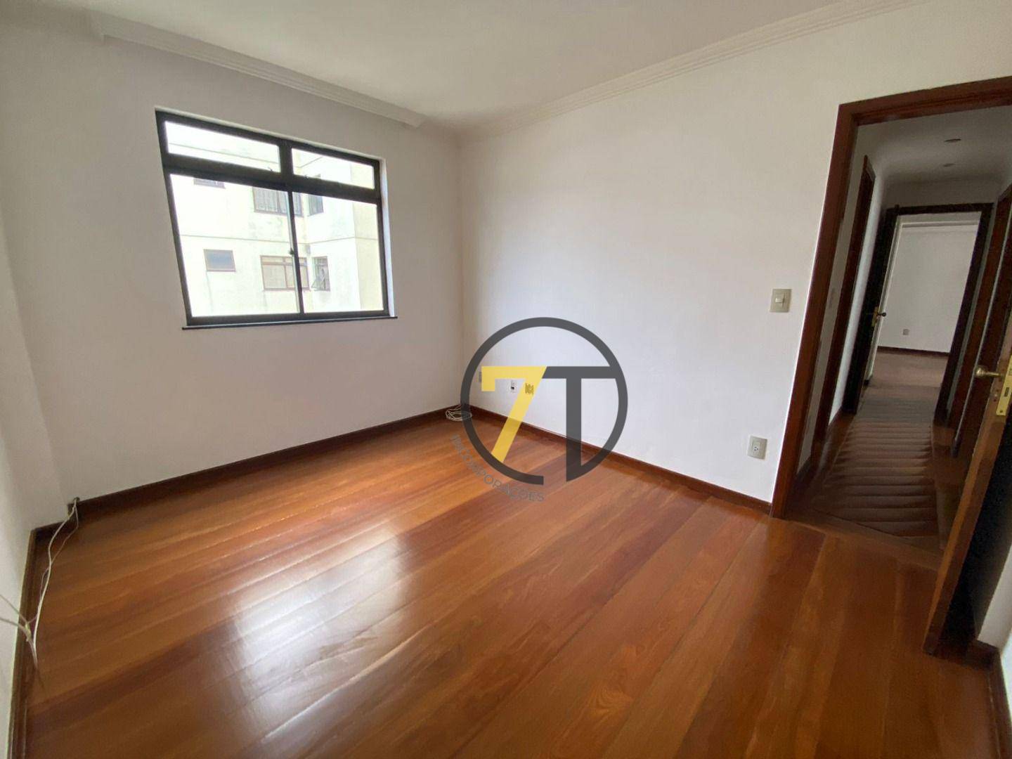 Apartamento para alugar com 3 quartos, 140m² - Foto 20