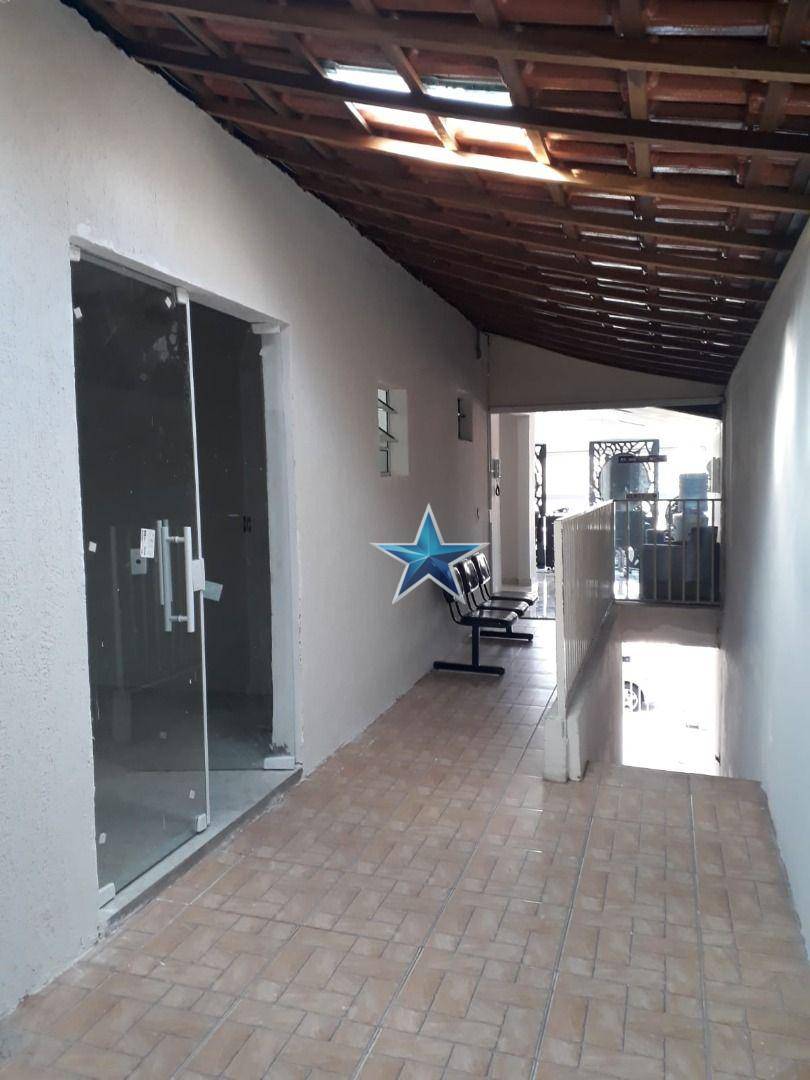 Sobrado à venda com 2 quartos, 112m² - Foto 2