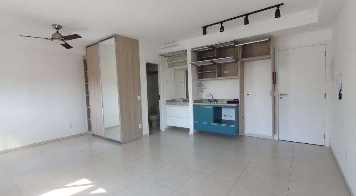 Apartamento à venda com 1 quarto, 42m² - Foto 4