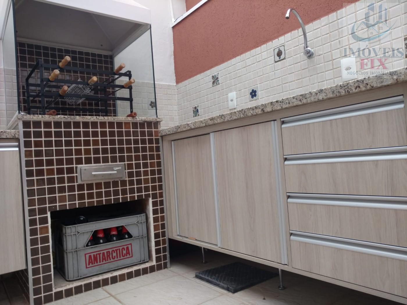 Casa à venda com 4 quartos, 146m² - Foto 13