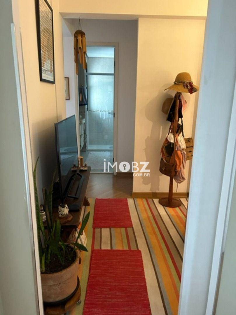 Apartamento à venda com 3 quartos, 136m² - Foto 8