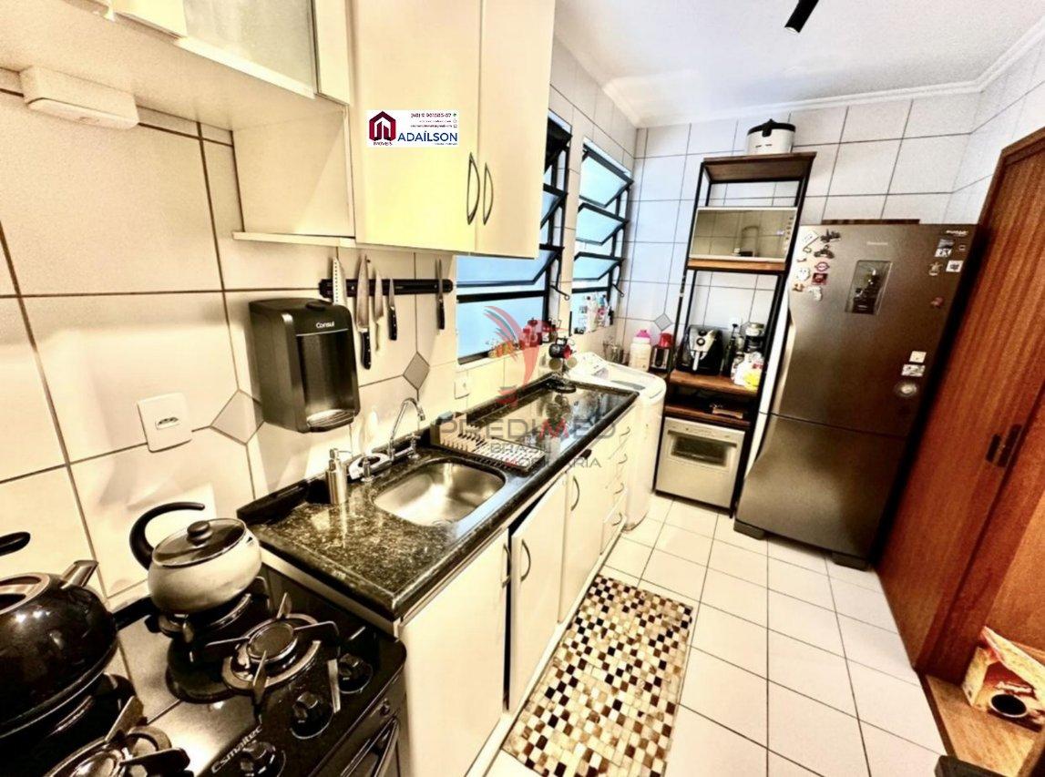 Apartamento à venda com 2 quartos, 70m² - Foto 9