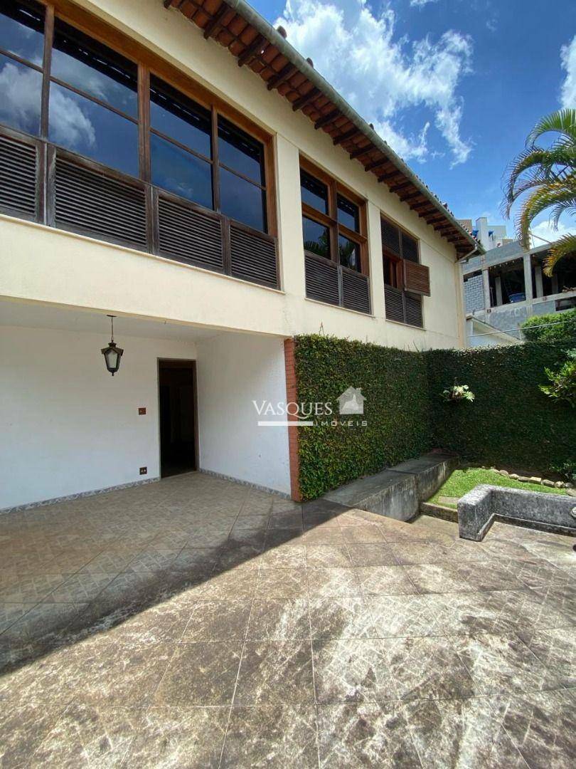 Casa à venda com 5 quartos, 524m² - Foto 1