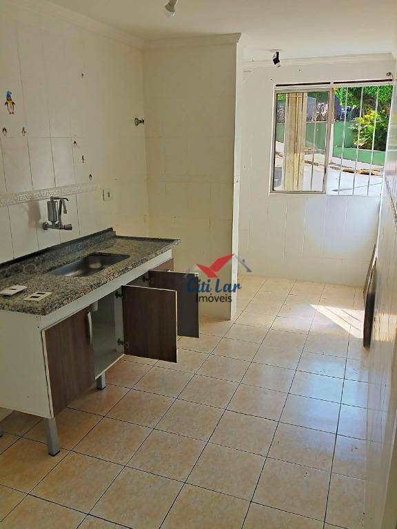 Apartamento à venda com 2 quartos, 60m² - Foto 4