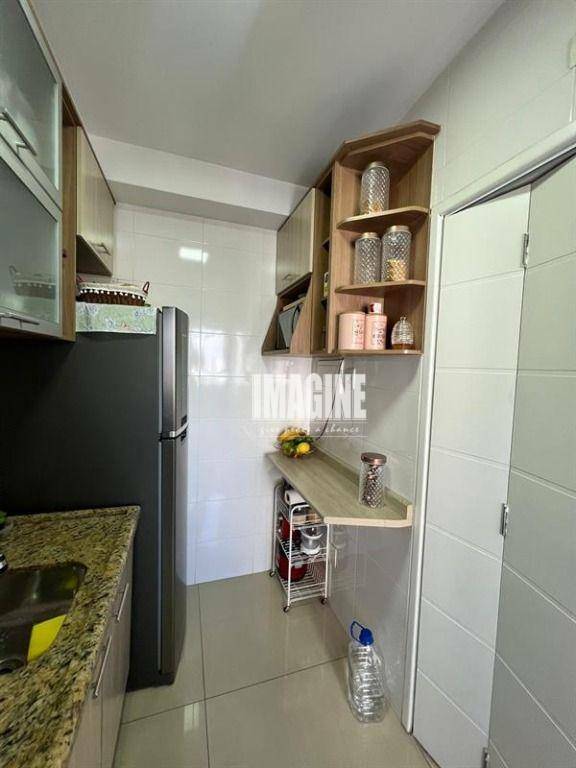 Apartamento à venda com 2 quartos, 45m² - Foto 21