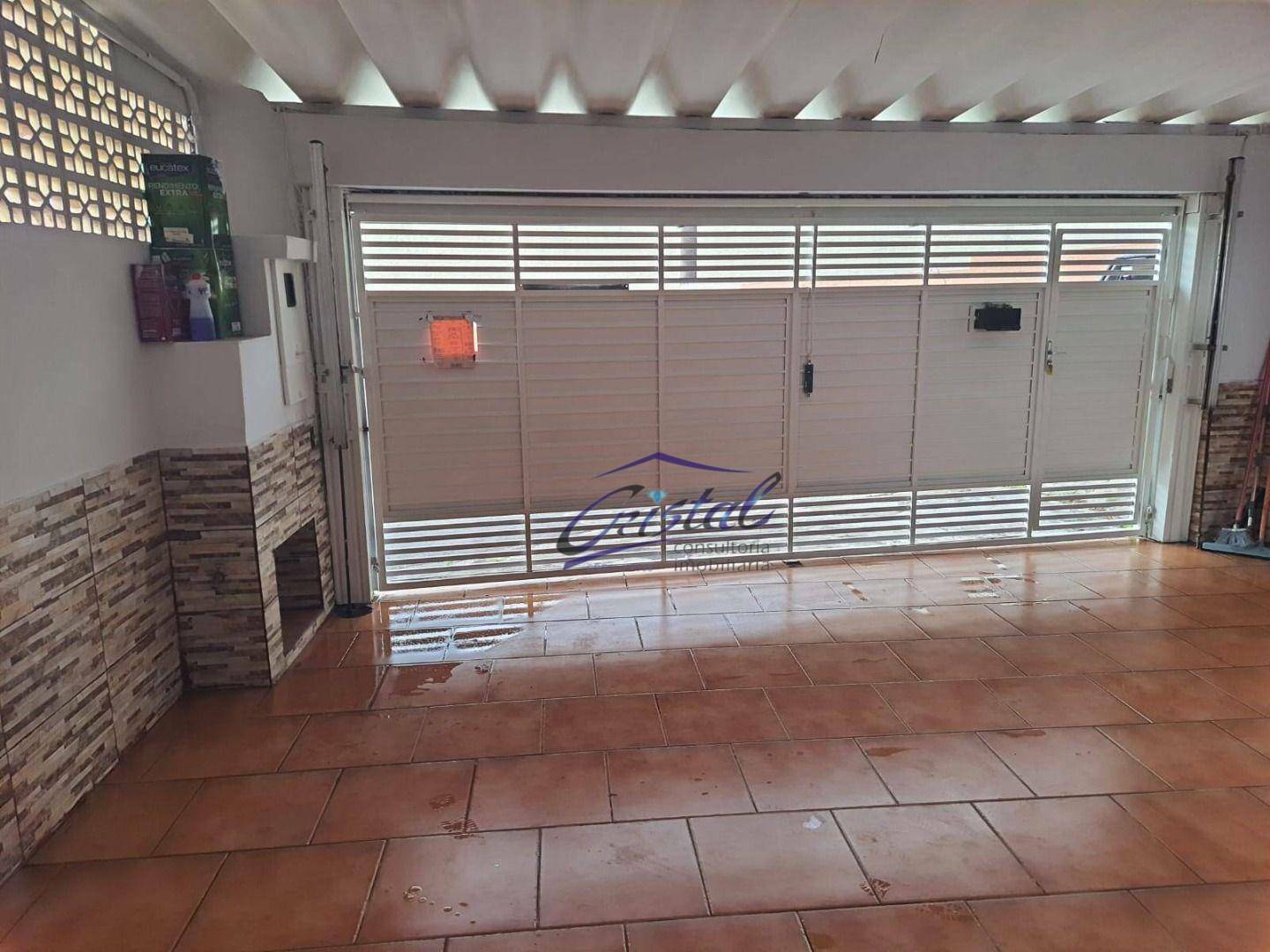 Casa à venda com 3 quartos, 130m² - Foto 2