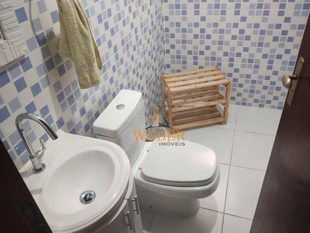 Casa de Condomínio à venda com 4 quartos, 210m² - Foto 23