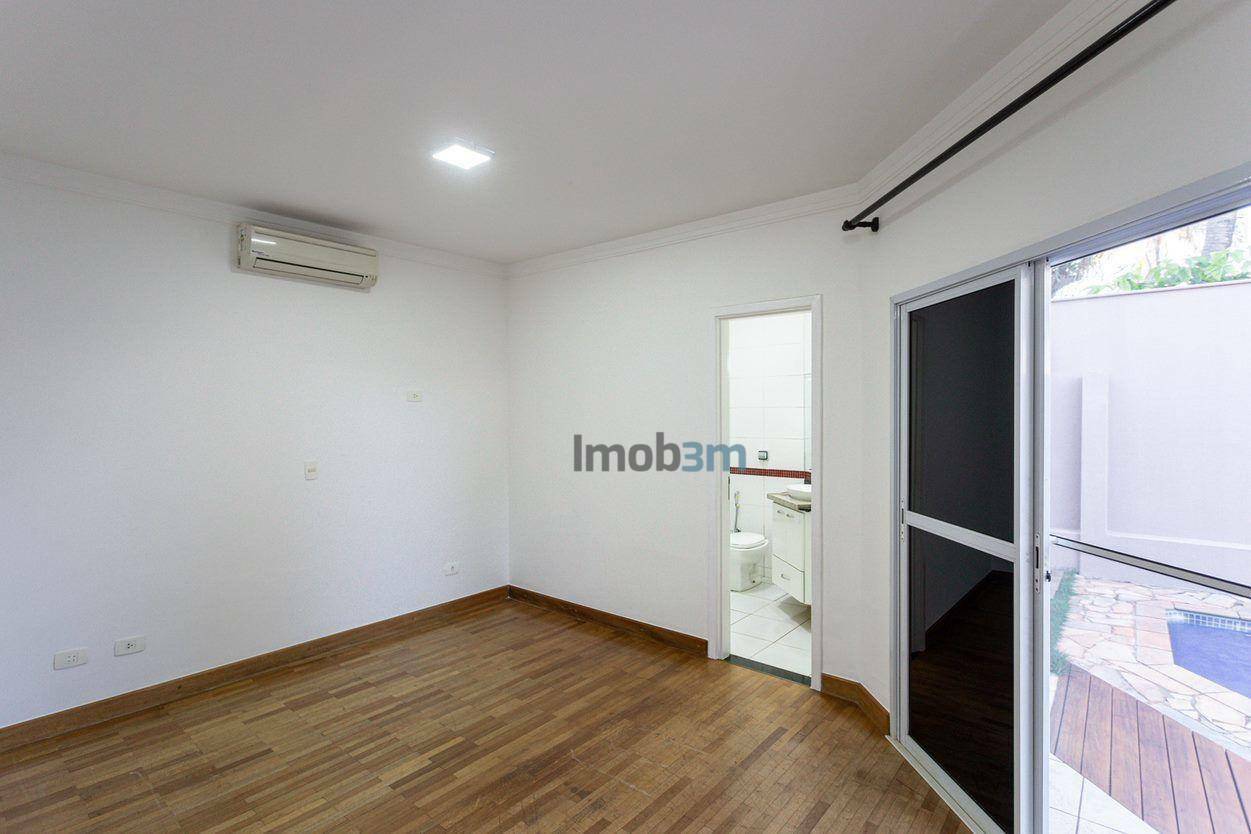 Casa de Condomínio à venda e aluguel com 3 quartos, 185m² - Foto 29