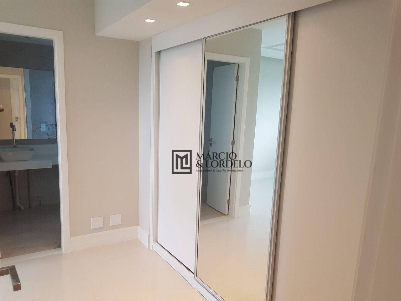 Apartamento à venda com 3 quartos, 134m² - Foto 9