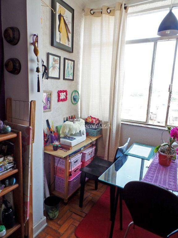 Apartamento à venda com 1 quarto, 60m² - Foto 9