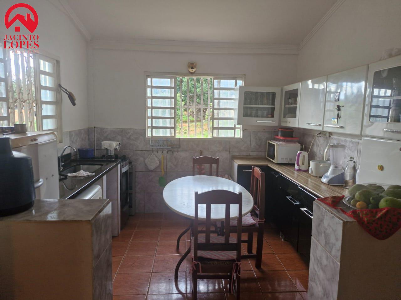 Casa à venda com 3 quartos, 200m² - Foto 48