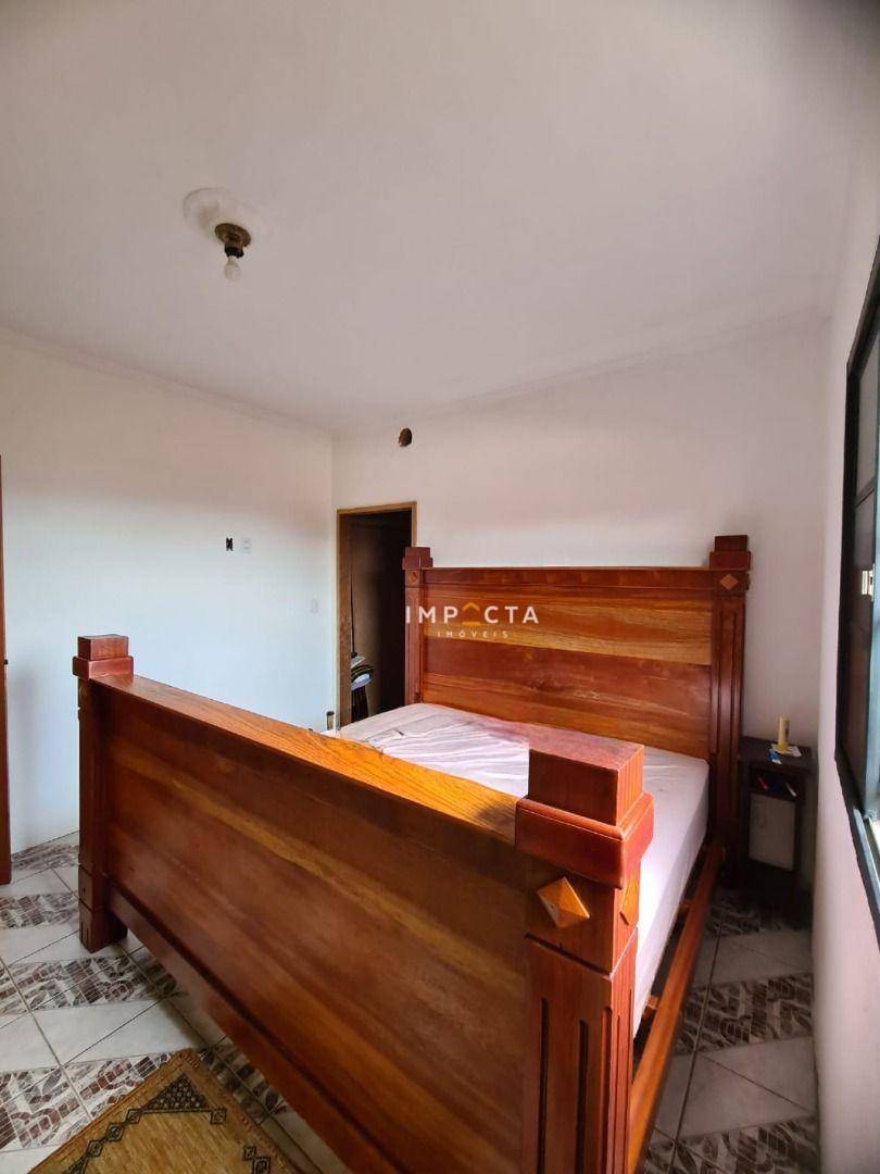 Casa à venda com 3 quartos, 201m² - Foto 15