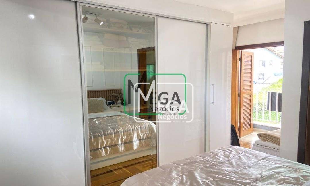 Casa à venda com 3 quartos, 240m² - Foto 13