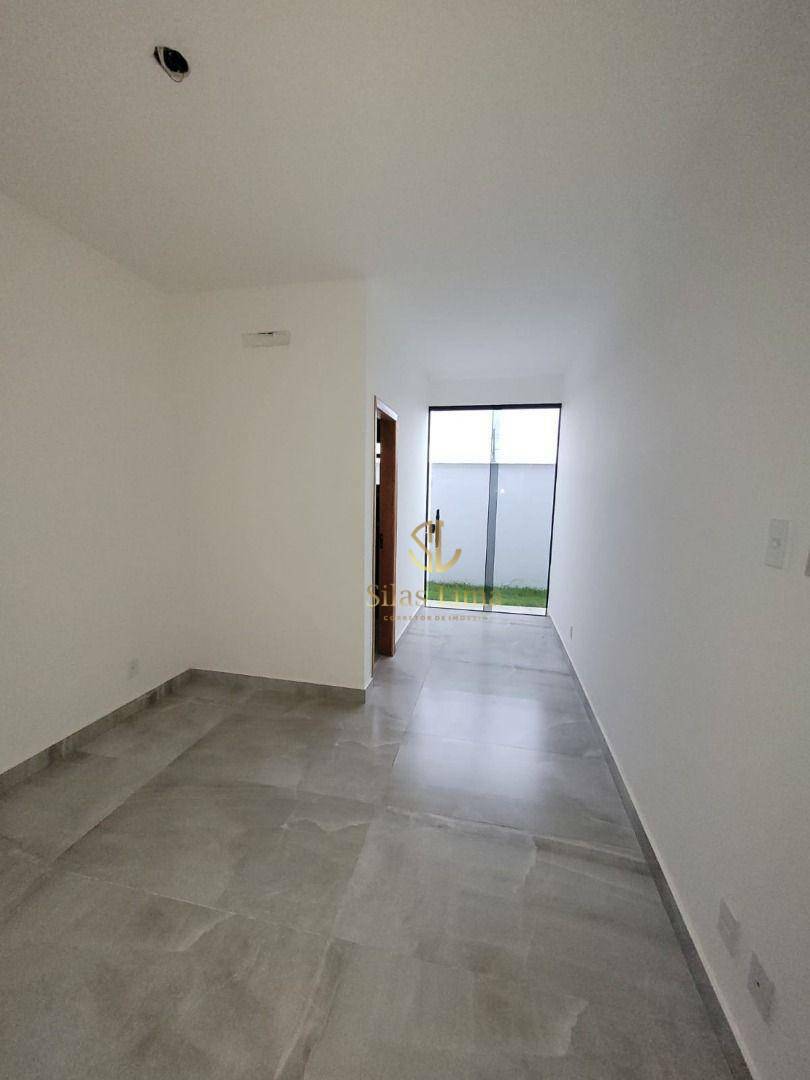 Casa de Condomínio à venda com 3 quartos, 210m² - Foto 13