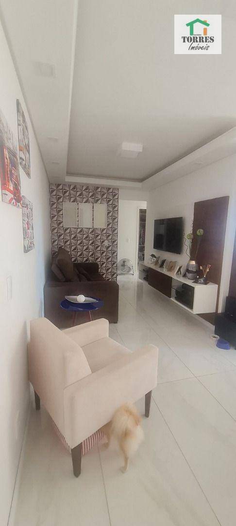 Apartamento à venda com 2 quartos, 75m² - Foto 4