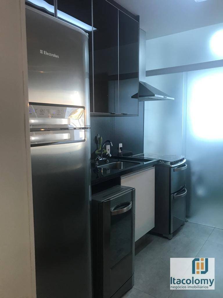 Apartamento à venda com 2 quartos, 85m² - Foto 9