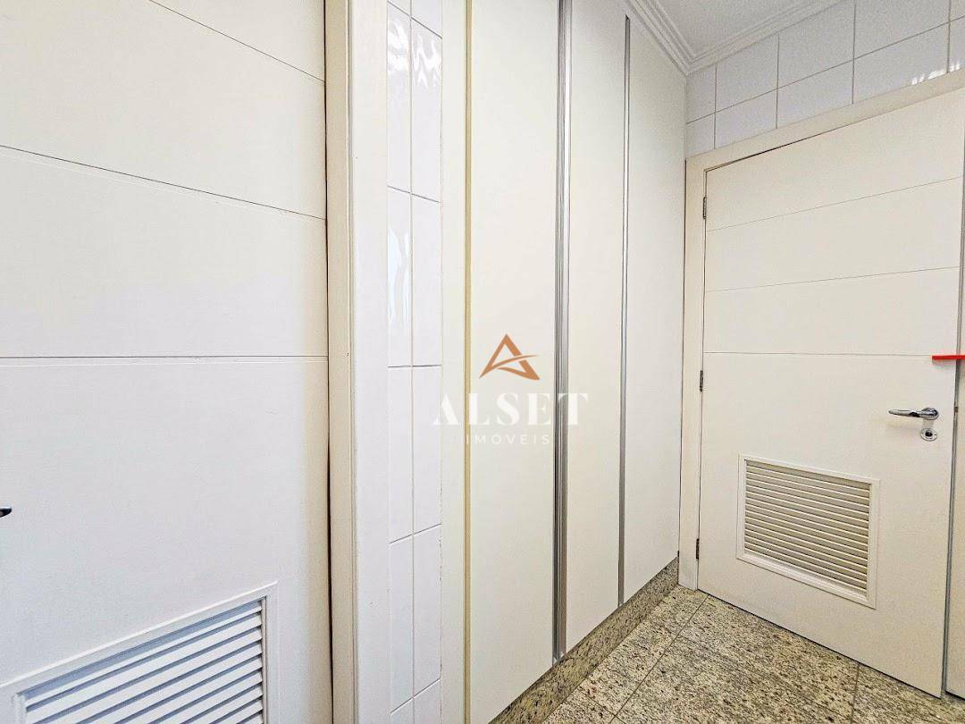 Apartamento à venda com 3 quartos, 155m² - Foto 42