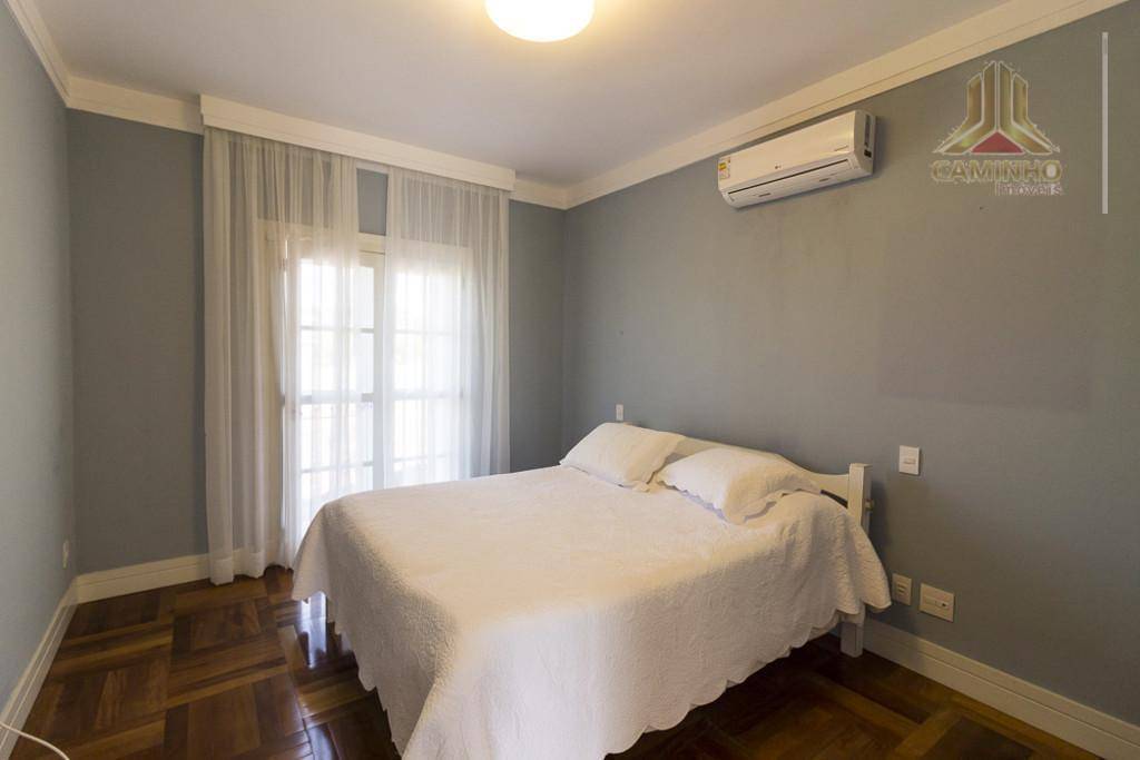 Casa de Condomínio à venda com 4 quartos, 375m² - Foto 17