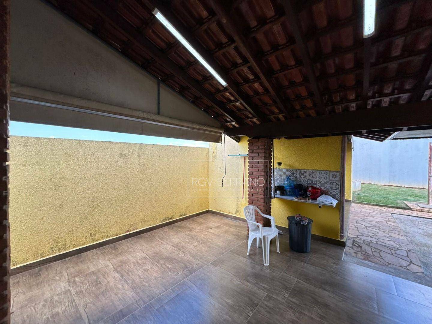 Chácara à venda com 2 quartos, 175m² - Foto 13